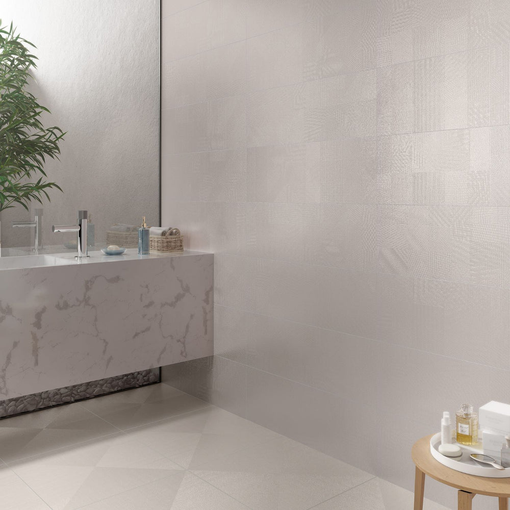 Lined White 60X60