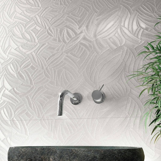Garden White 30x90 semi-gloss leaf-pattern wall tiles — original Newker bathroom roomset